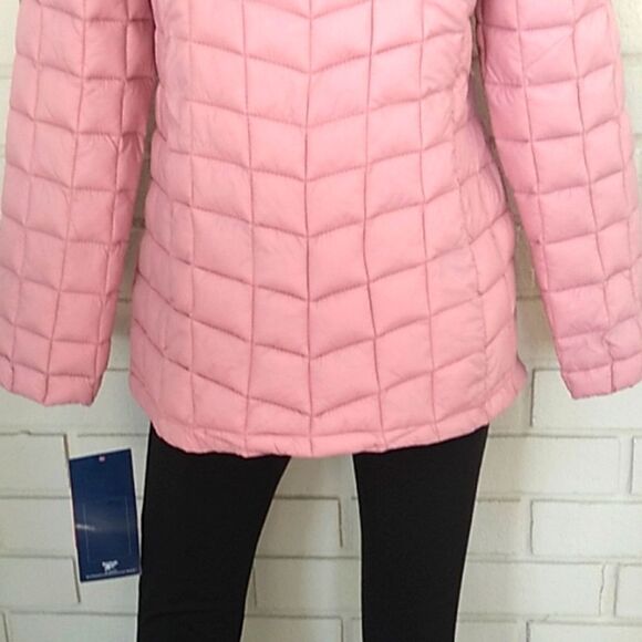 Reebok NWT Women's Glacier Shield Packable Pink  Puffer Jacket. Size Medium - Picture 10 of 16